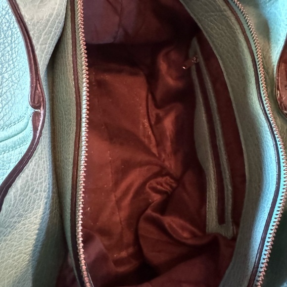 Fabiola Leather Carry Purse - Picture 2 of 7